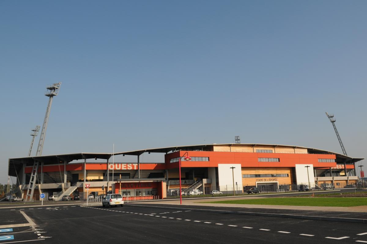 Le Stade de l'Épopée vu de l'extérieur