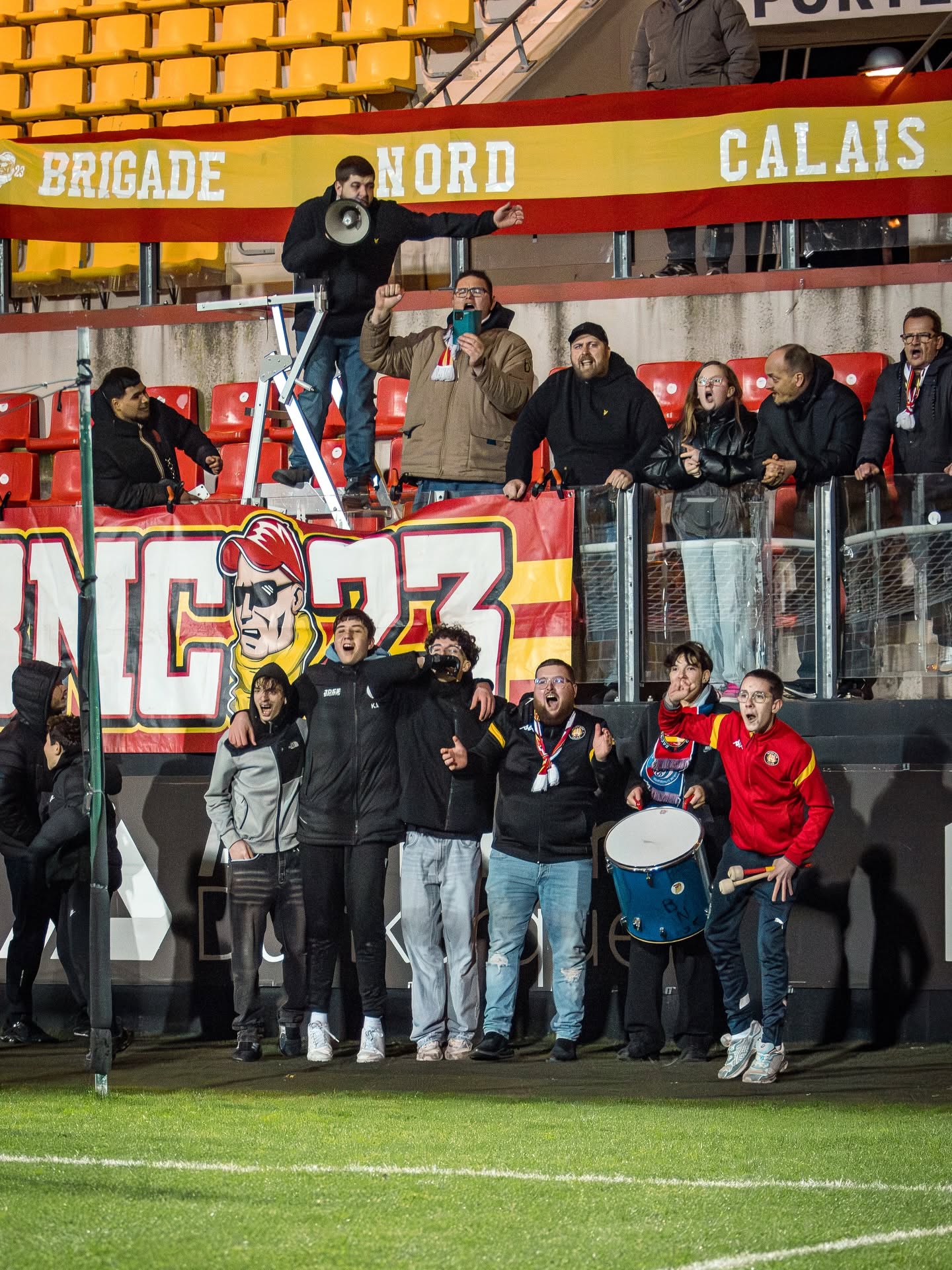 Les supporters du RC Calais fêtent une victoire